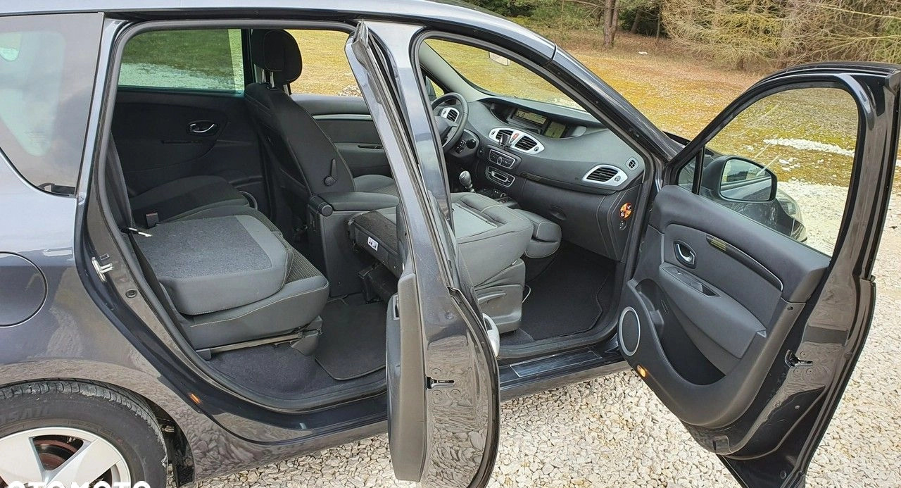 Renault Scenic cena 18700 przebieg: 196142, rok produkcji 2010 z Puławy małe 781